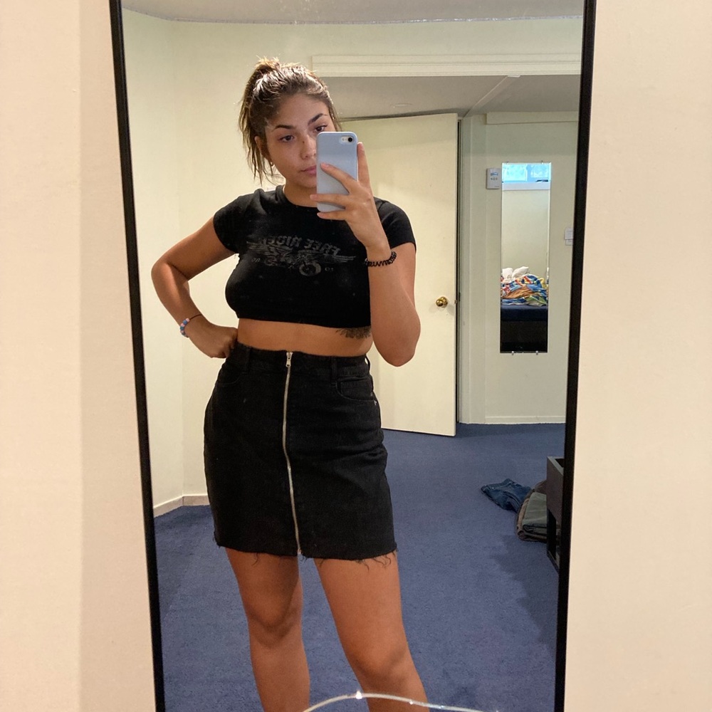Black jeans skirt with zipper - worn once